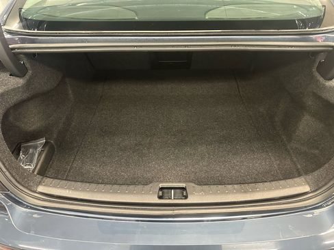 Used 2024 Volvo S60 B5 Core image 29