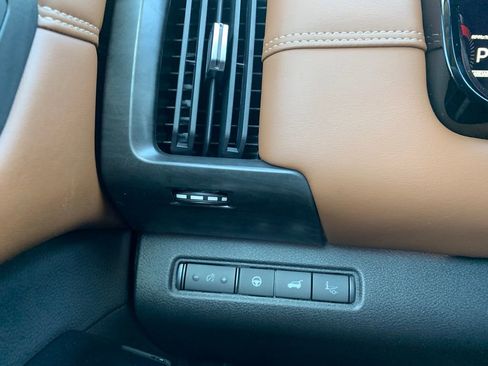 New 2026 Nissan Pathfinder Platinum FWD image 20