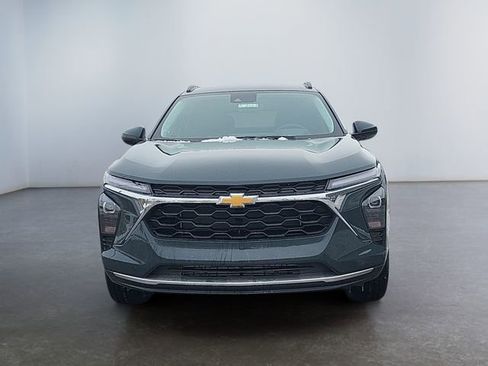 New 2026 Chevrolet Trax LT w/ Driver Confidence Package image 9