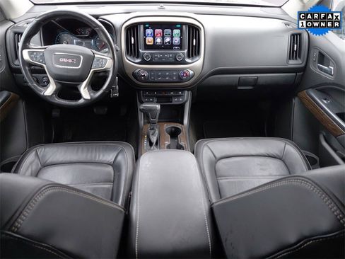 Used 2018 GMC Canyon Denali image 10