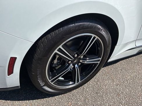 Used 2025 Ford Mustang Premium RWD image 15