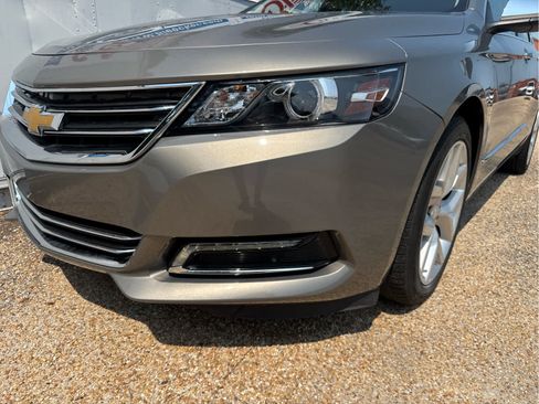 Used 2017 Chevrolet Impala Premier FWD image 10