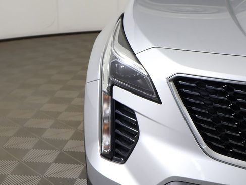 Used 2020 Cadillac XT4 Premium Luxury w/ Cold Weather Package image 16