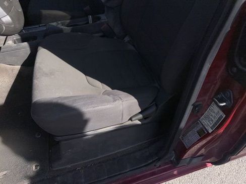 Used 2011 Nissan Frontier S w/ S Preferred Pkg image 31