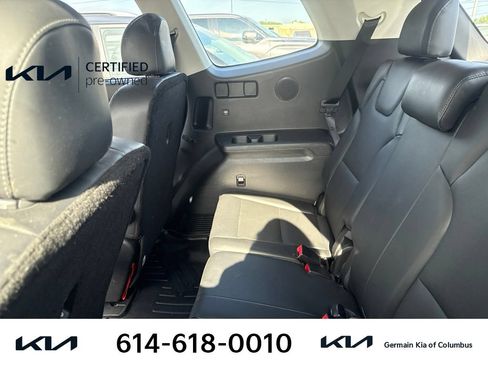 Certified 2021 Kia Telluride SX w/ SX Prestige Package AWD/4WD image 11