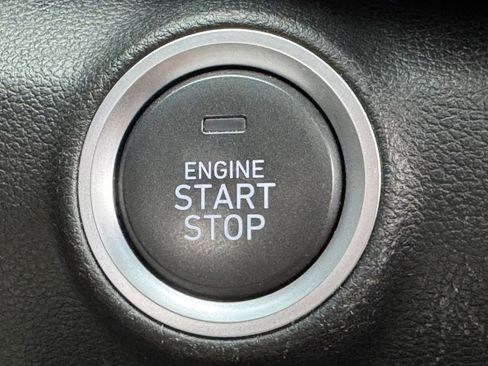 Used 2023 Hyundai Kona Limited image 16