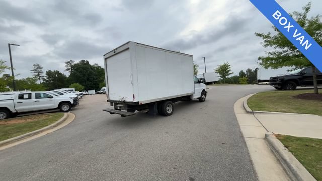 Used 2023 Chevrolet Express 3500 w/ Power Convenience Package RWD image 9