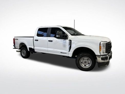 Used 2023 Ford F250 XL w/ XL Chrome Package image 39
