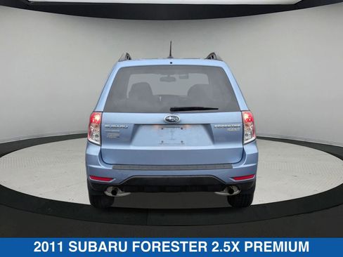 Used 2011 Subaru Forester 2.5X Premium w/ All-Weather Pkg image 5