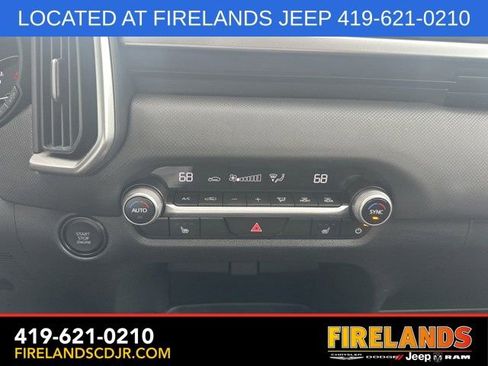 Used 2025 MAZDA CX-50 AWD 2.5 S w/ Weather Package image 4