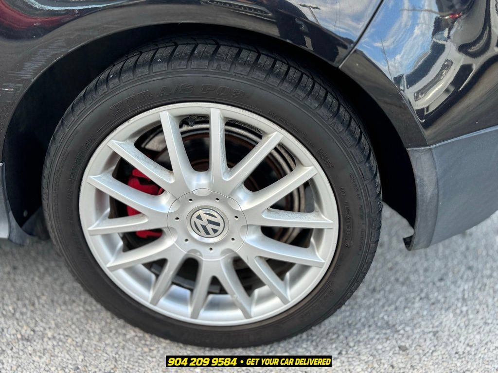 Used 2007 Volkswagen GTI 2-Door FWD image 10