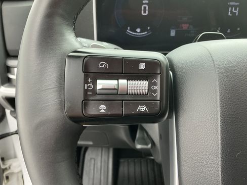 Used 2025 Hyundai Santa Fe SEL image 9