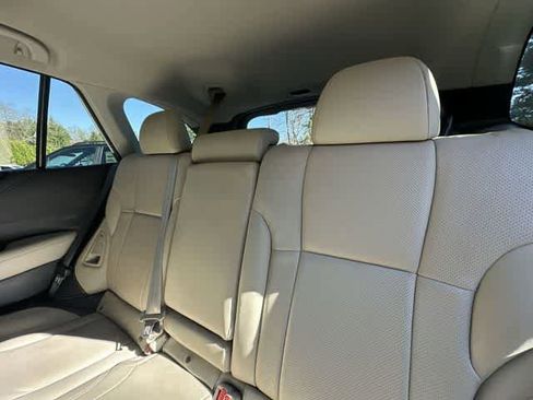 Used 2020 Subaru Outback Limited image 18