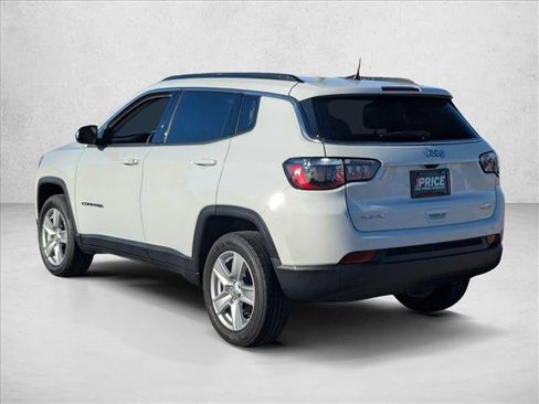 Used 2022 Jeep Compass Latitude image 7