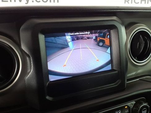 Used 2022 Jeep Wrangler Unlimited Sport AWD/4WD image 27