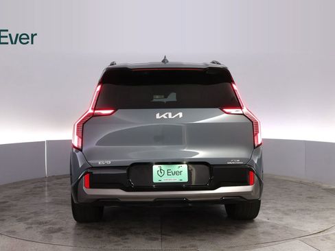 Used 2024 Kia EV9 GT-Line AWD/4WD image 15