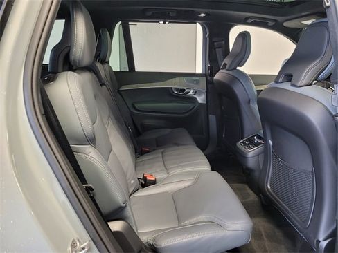 Certified 2024 Volvo XC90 B6 Ultimate w/ Lounge Package image 21