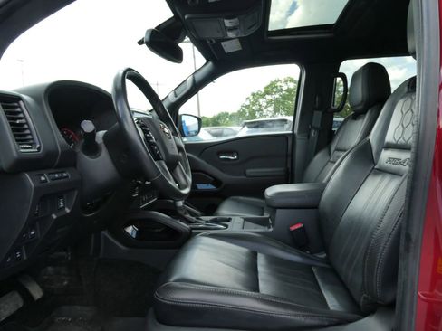 Used 2022 Nissan Frontier PRO-4X w/ Pro-4X Premium Package AWD/4WD image 21