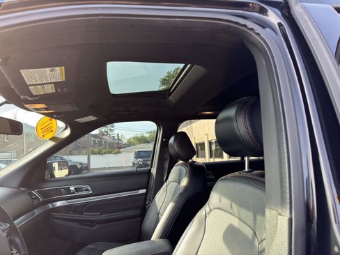 Used 2017 Ford Explorer Sport w/ Equipment Group 401A AWD/4WD image 19