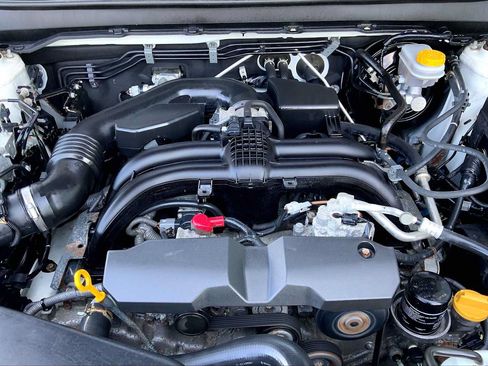 Used 2016 Subaru Outback 2.5i Limited AWD/4WD image 29