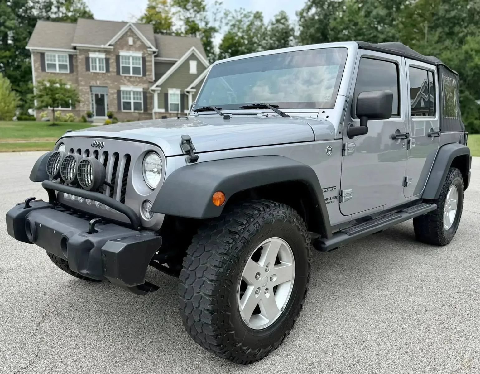 Used 2014 Jeep Wrangler Unlimited Sport w/ Quick Order Package 23S AWD/4WD image 3
