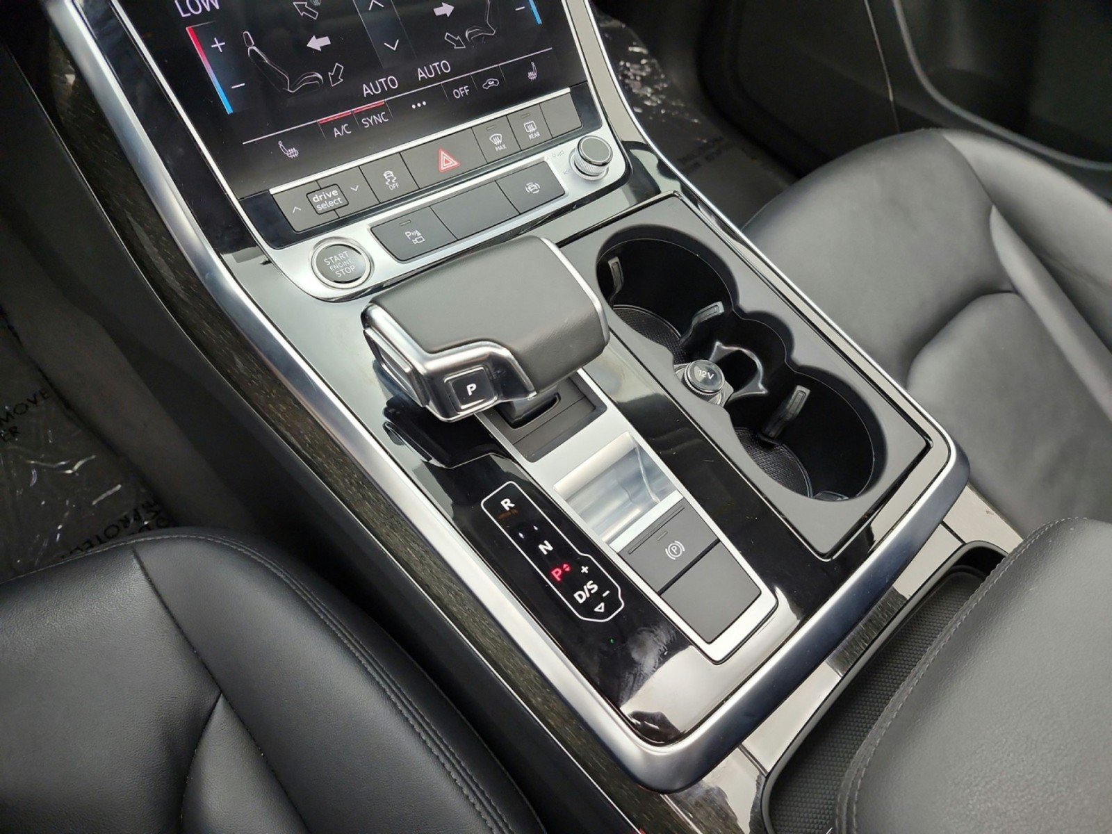 Used 2023 Audi Q7 2.0T Premium w/ Convenience Package AWD/4WD image 13