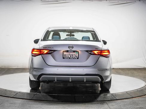 Used 2021 Nissan Sentra SV image 5