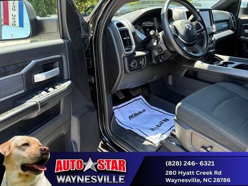 Used 2022 RAM 2500 Big Horn w/ Night Edition AWD/4WD image 23
