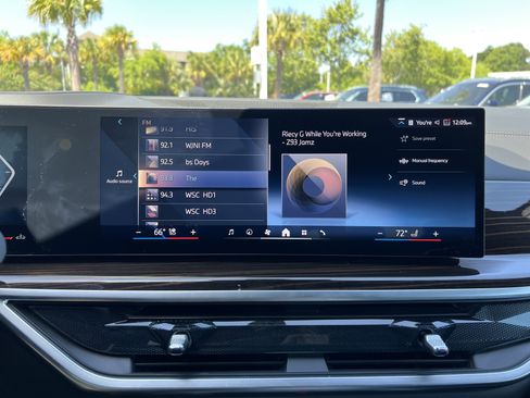 Used 2026 BMW X5 sDrive40i image 23