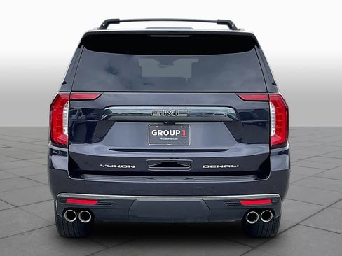 Used 2023 GMC Yukon XL Denali Ultimate AWD/4WD image 5