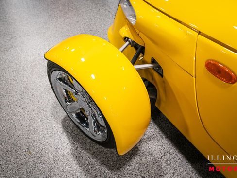 Used 1999 Plymouth Prowler RWD image 14