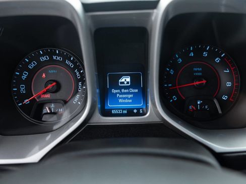 Used 2015 Chevrolet Camaro SS w/ SS Performance Package image 30