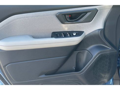 Certified 2025 Subaru Forester Premium w/ Convenience Package #1 image 11