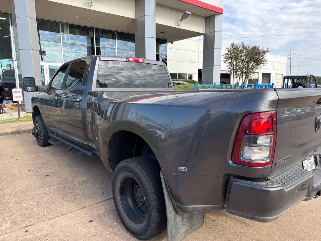 Used 2024 RAM 3500 Big Horn w/ Night Edition AWD/4WD image 3