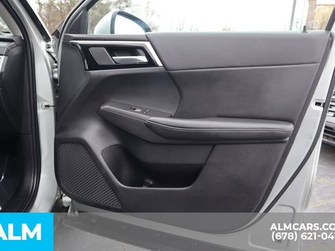 Used 2024 Mitsubishi Outlander SE image 28