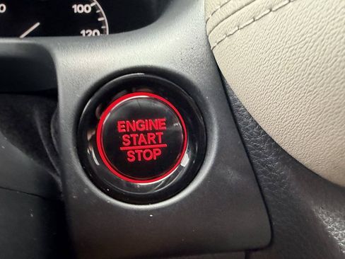 Used 2024 Honda HR-V LX image 27