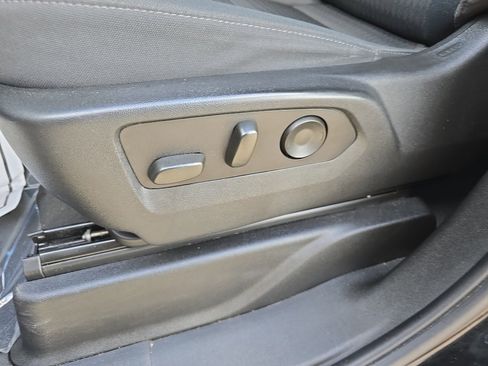 Used 2023 Chevrolet Tahoe LS image 20