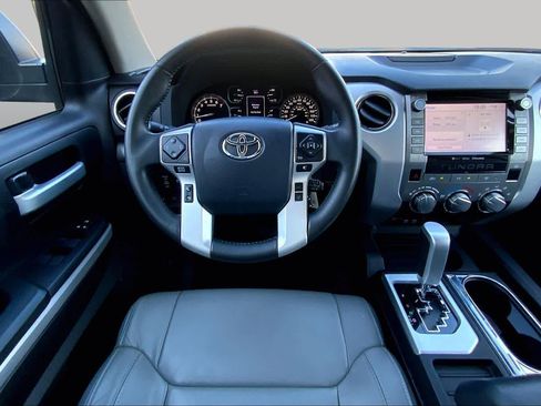 Used 2020 Toyota Tundra SR5 w/ SR5 Leather Package RWD image 6