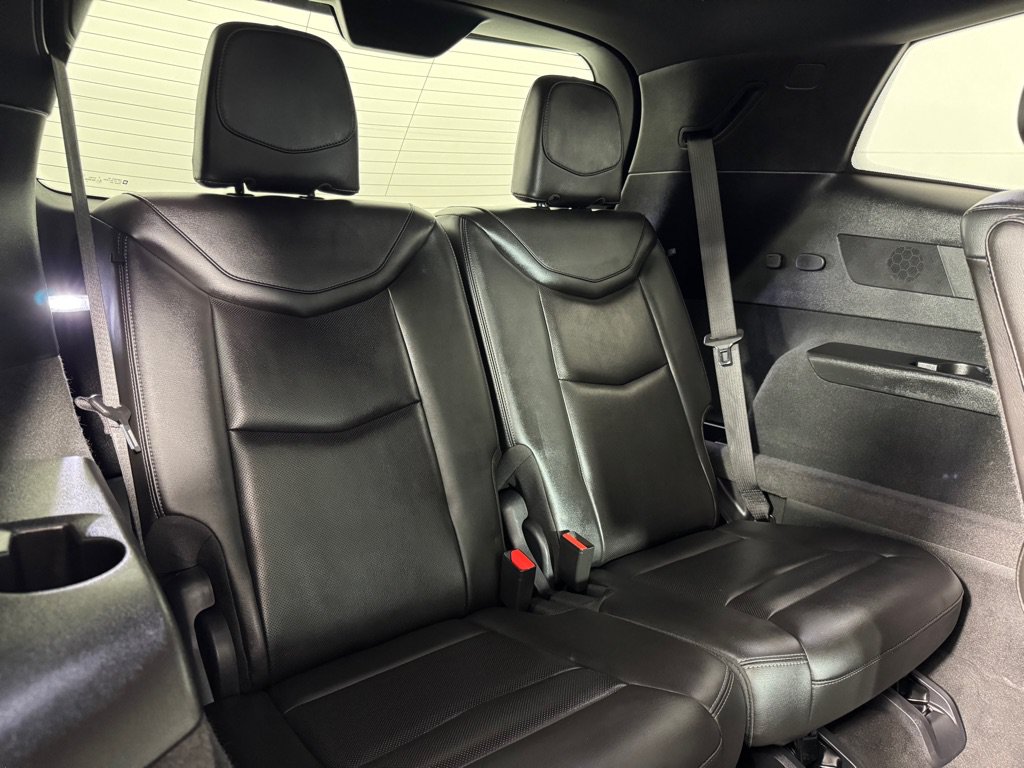 Used 2020 Cadillac XT6 Premium Luxury FWD image 31