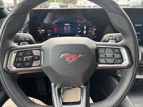 Used 2025 Ford Mustang GT Premium RWD image 20