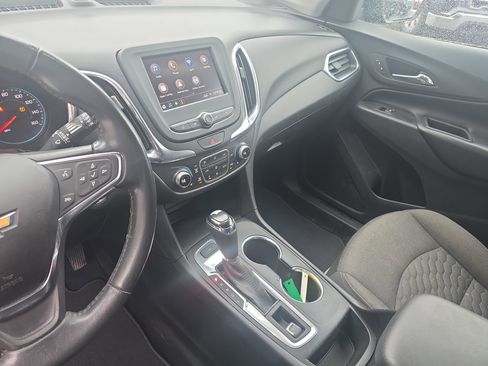 Used 2020 Chevrolet Equinox LT image 23