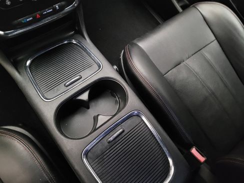 Used 2018 Dodge Grand Caravan GT image 26