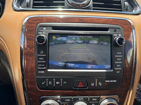 Used 2017 Buick Enclave Premium AWD/4WD image 25