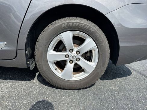 Used 2013 Toyota Sienna LE w/ Towing Pkg FWD image 27