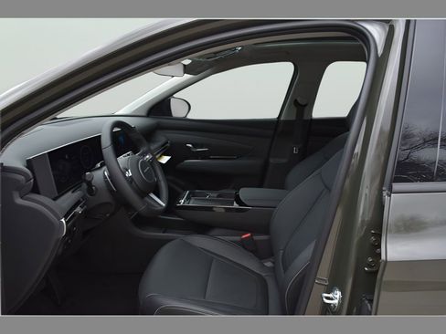 New 2026 Hyundai Tucson Limited FWD image 9