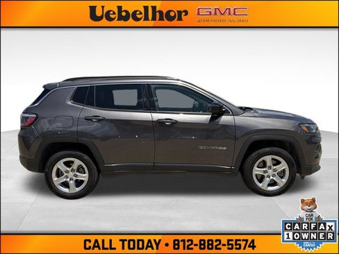 Used 2024 Jeep Compass Latitude AWD/4WD image 3
