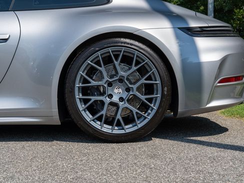 Certified 2026 Porsche 911 Carrera T RWD image 12