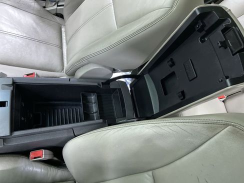 Used 2013 Ford Edge SEL image 25