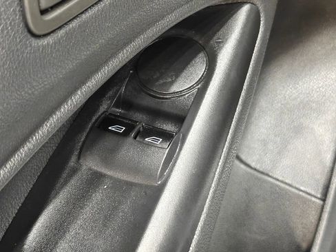 Used 2016 Ford Transit Connect XL image 29