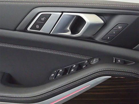 Used 2023 BMW X5 xDrive40i image 30